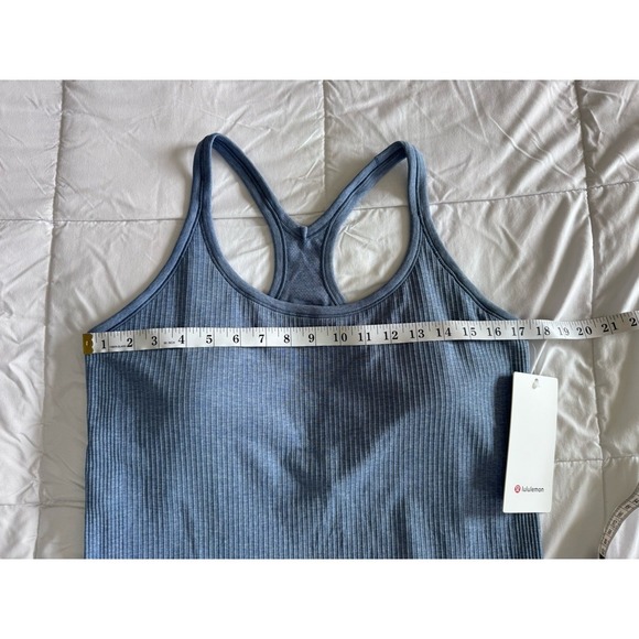 New Lululemon Ebb to Street Tank Top Size 14 W/Bra Hip Length Washed Denim Blue - Picture 4 of 11